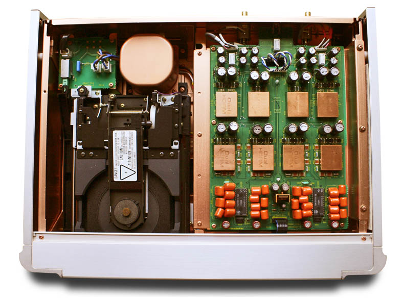 Marantz-CD7-review-inside.jpg