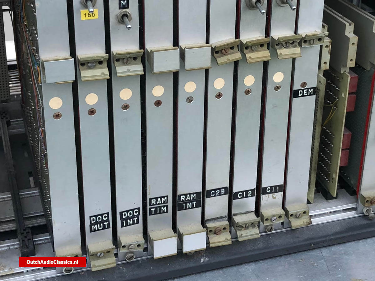 Philips test unit compact disc format