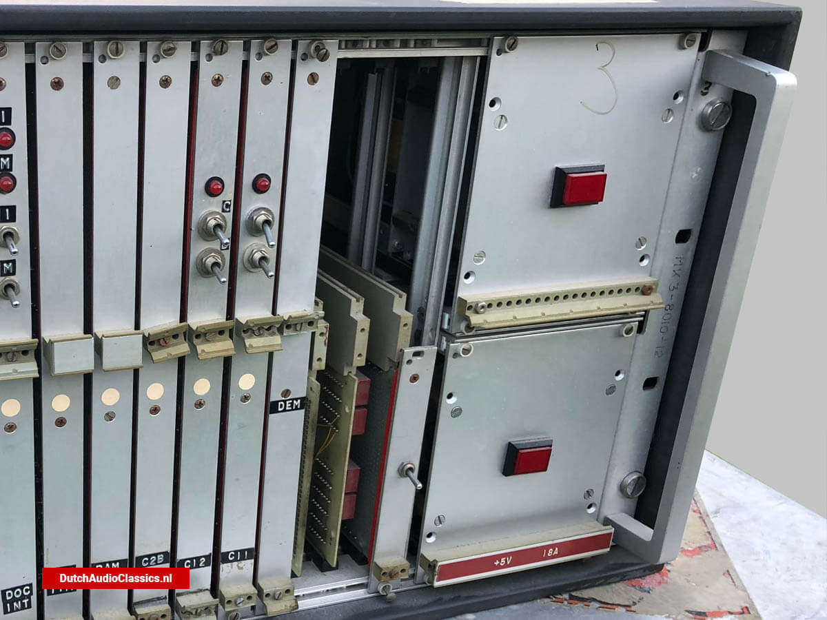 Philips test unit to establish the Compact Disc format