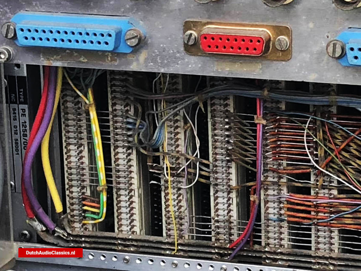 Philips test unit to establish the Compact Disc format