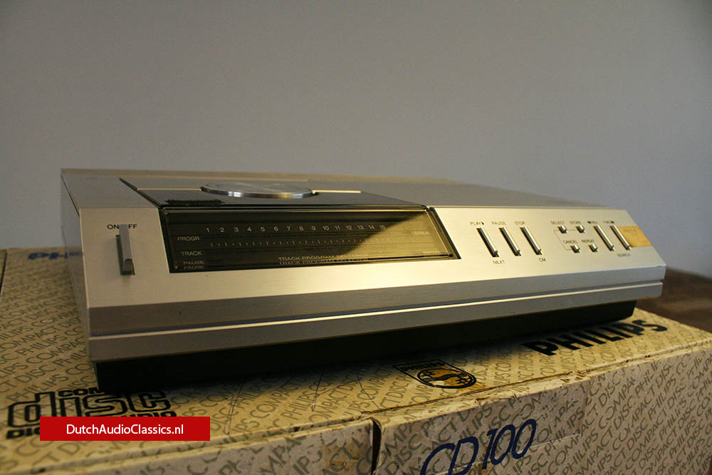 Philips CD100 prototype cdplayer nr.29