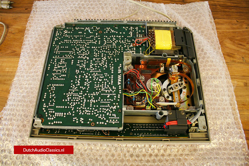 Philips CD100 prototype cdplayer nr.29