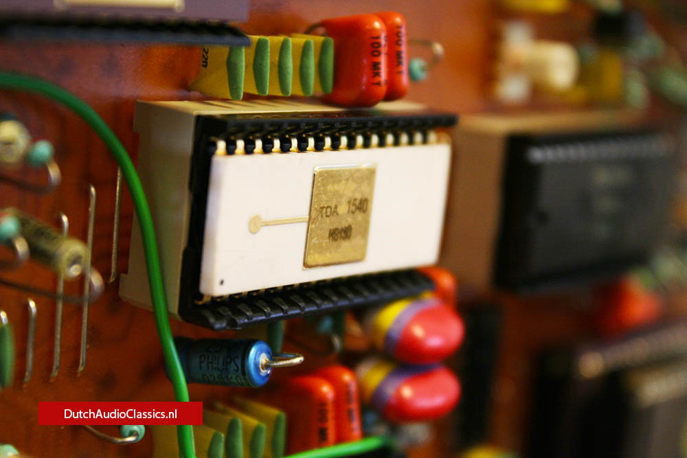 cd 100 deluxe old model