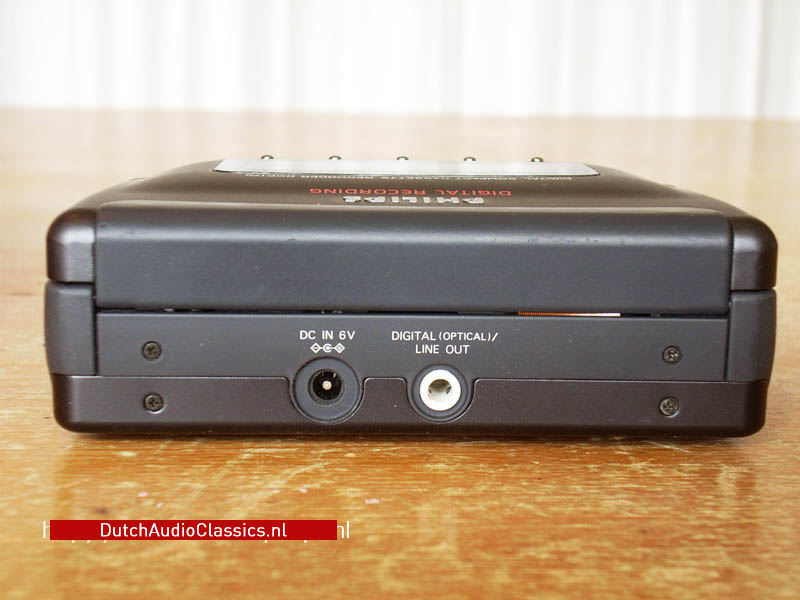PHILIPS DCC 170 ポータブルカセットレコーダー Philips DCC170 « DCC Museum