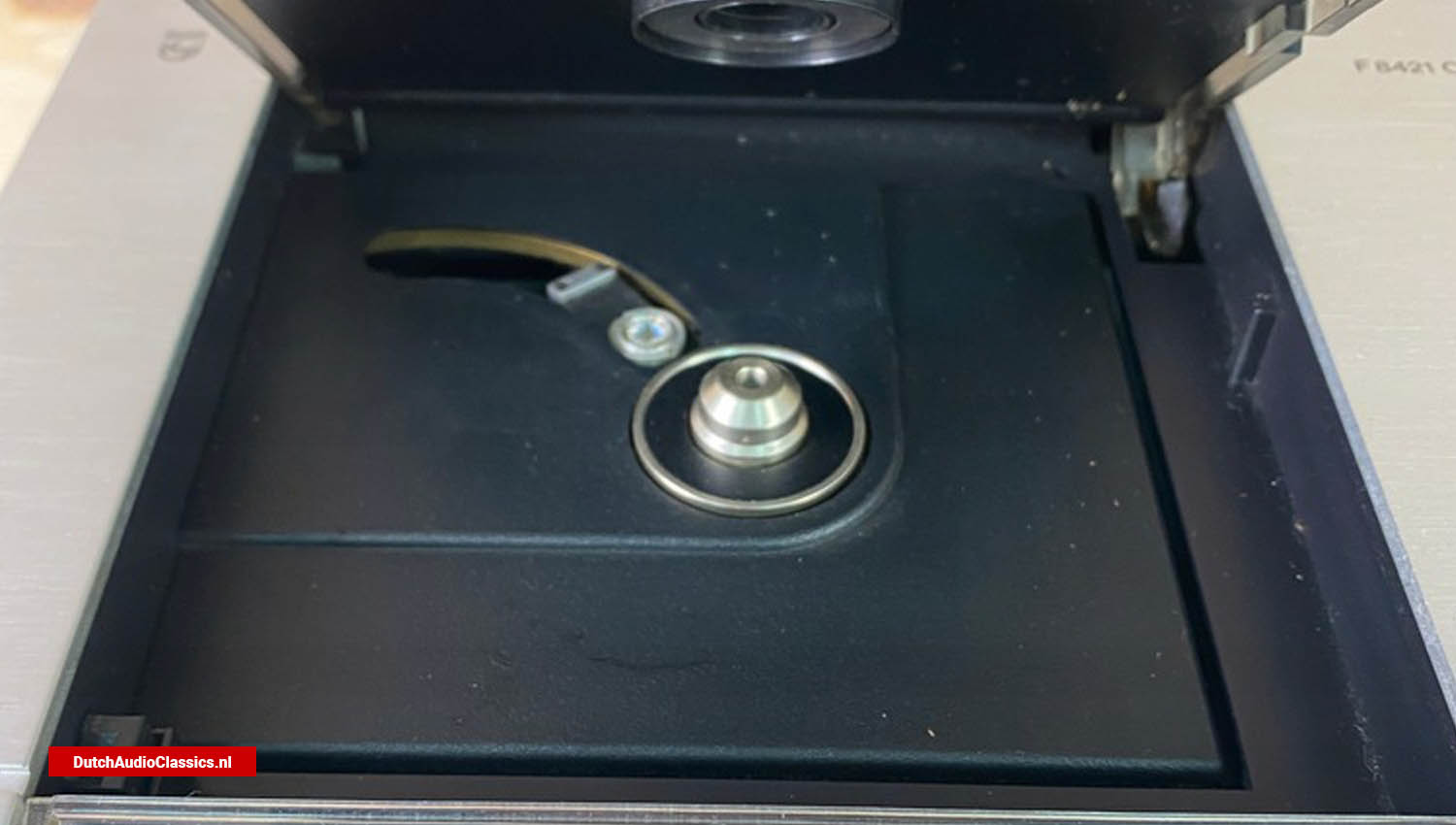 Philips F8421 CD100