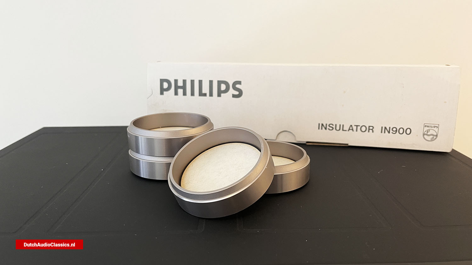 Philips IN900 insulator