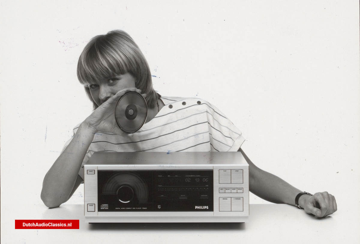 Philips F5822 vertical cdplayer prototype - DutchAudioClassics.nl