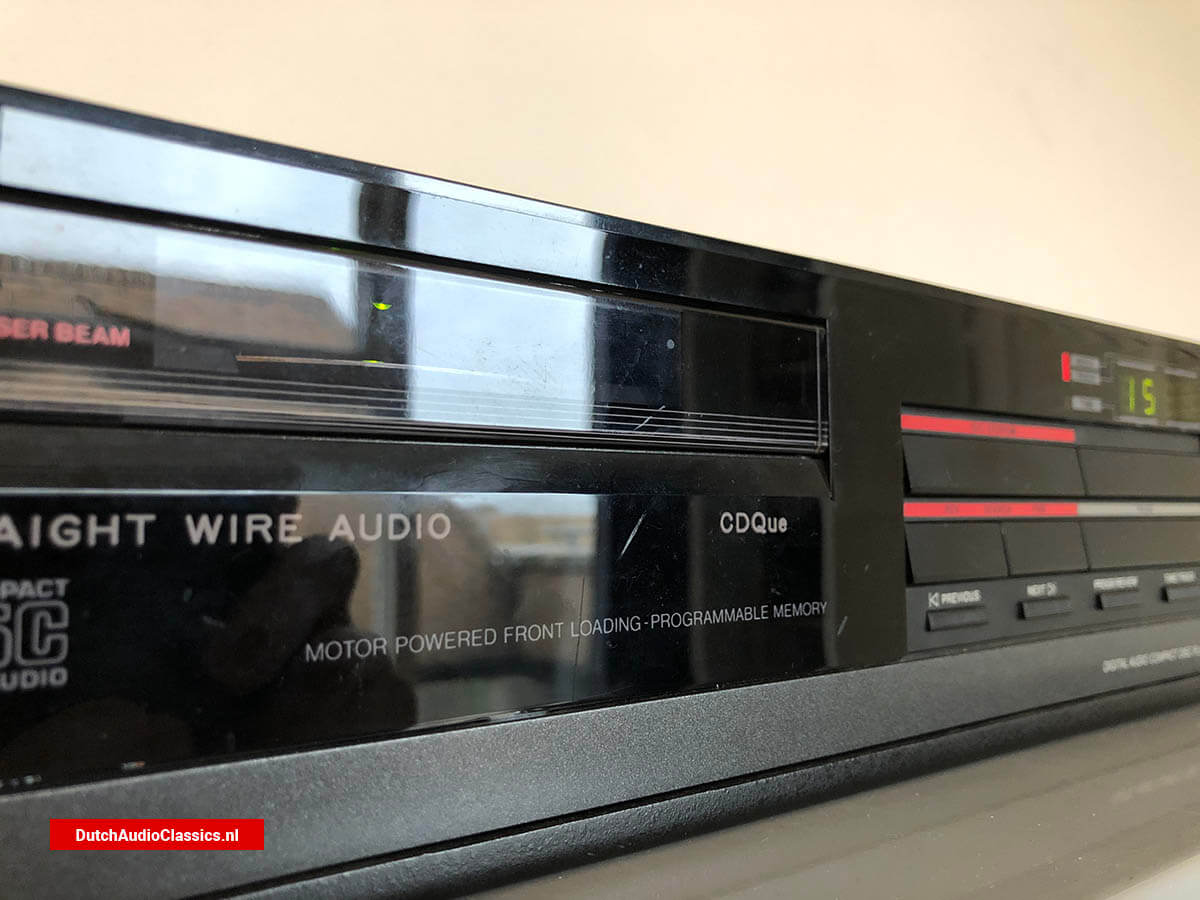 Straight Wire Audio CDQue broadcast cdplayer