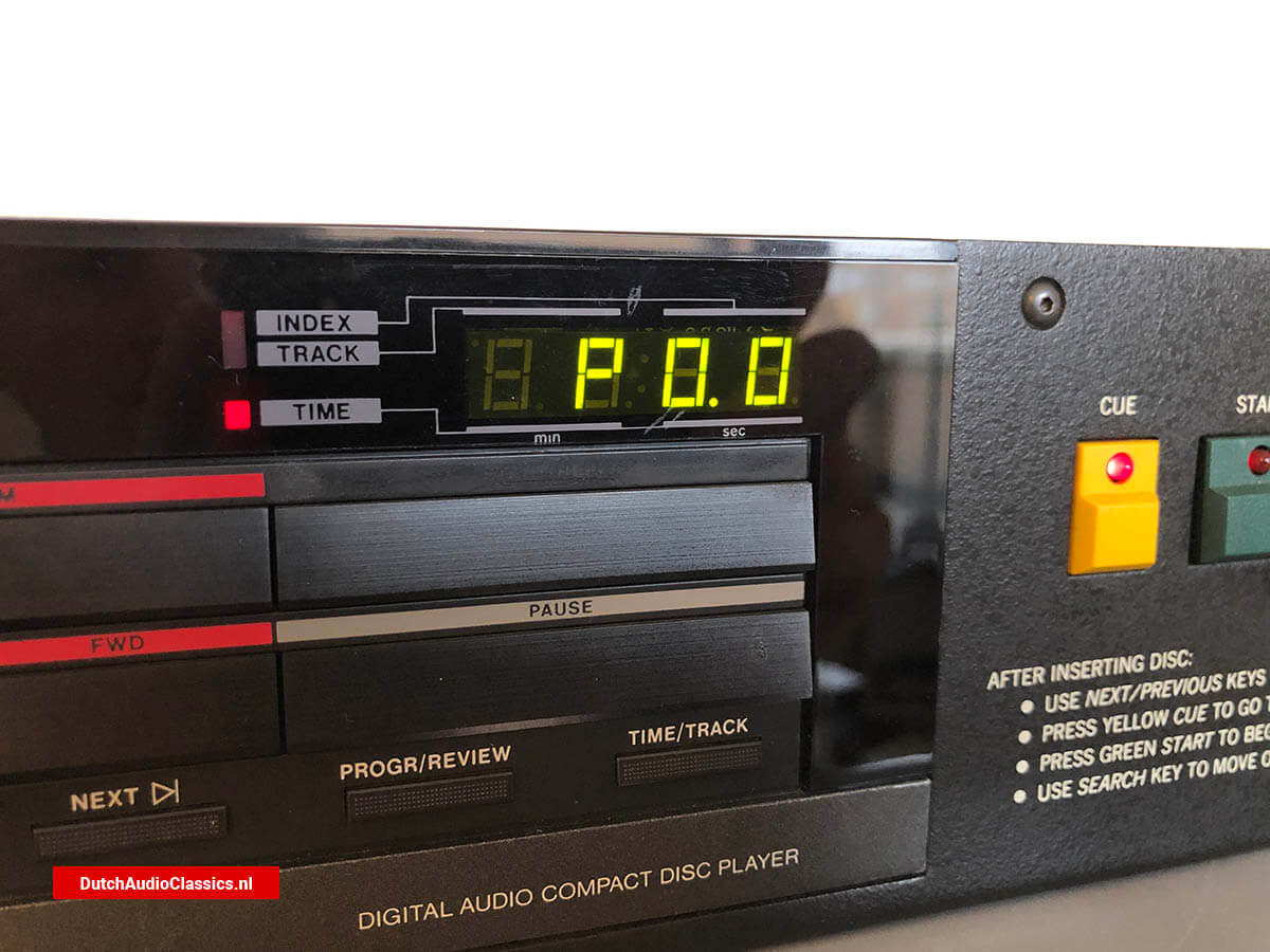 Straight Wire Audio CDQue broadcast cdplayer