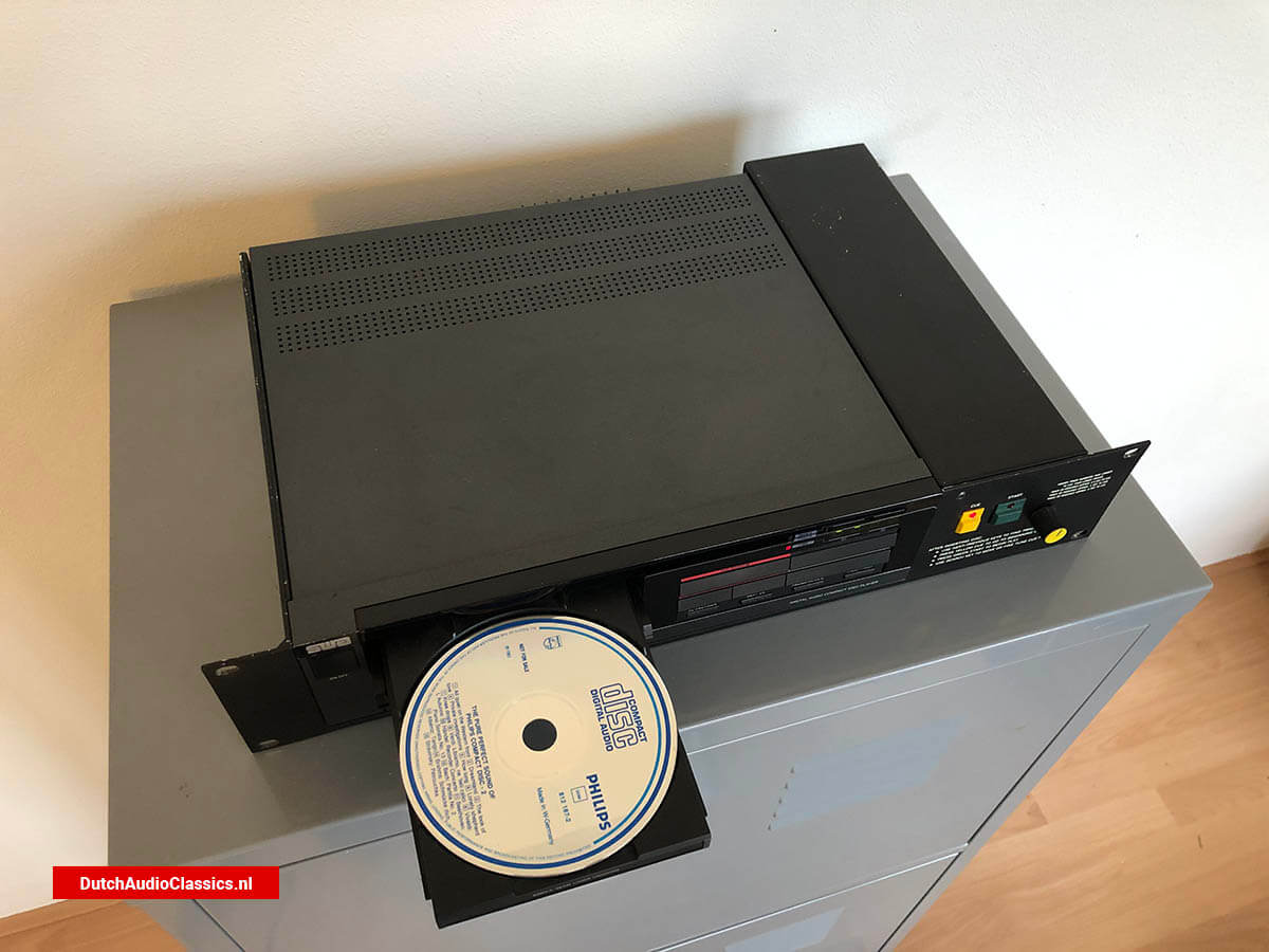 Straight Wire Audio CDQue broadcast cdplayer